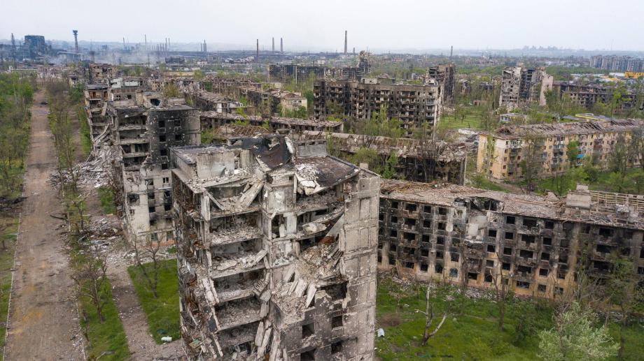 Völlig zerstörtes Mariupol Ukraine - kann Putin auch wieder-aufbauen ?